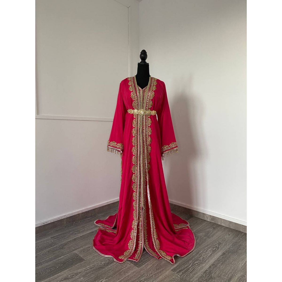 CAFTAN « RUBIS » – Fuchsia & doré