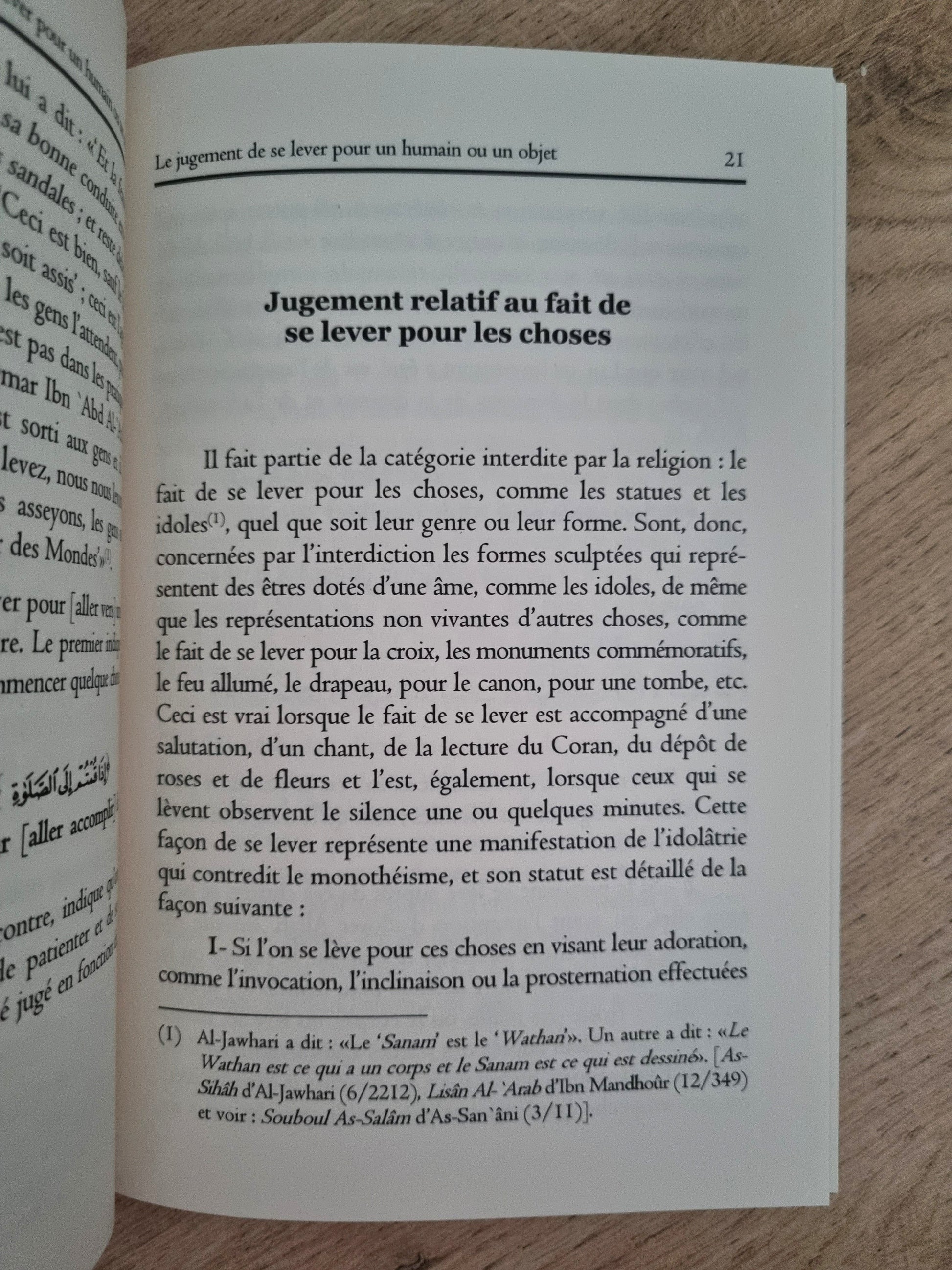 Le jugement de se lever pour un humain ou un objet